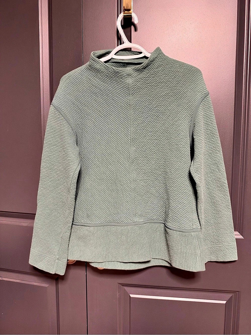 Lululemon Textured Crewneck Pullover Green Size 4
